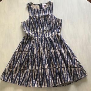 Blue and cream structured mini